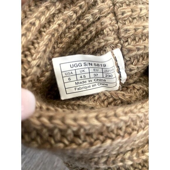 Ugg Boots Womens Size 6 Cardy Tan Brown Tall Button Winter Warm Excellent Used - Picture 8 of 8
